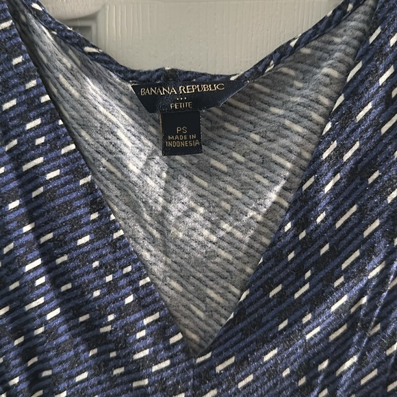 Banana Republic Square Pattern Shirt - Picture 3 of 5